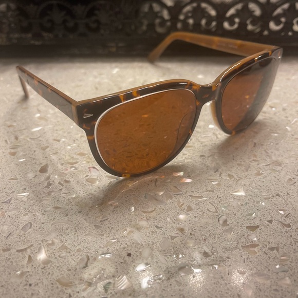 Ernest Hemmingway Sunglasses 4724 - Picture 1 of 5